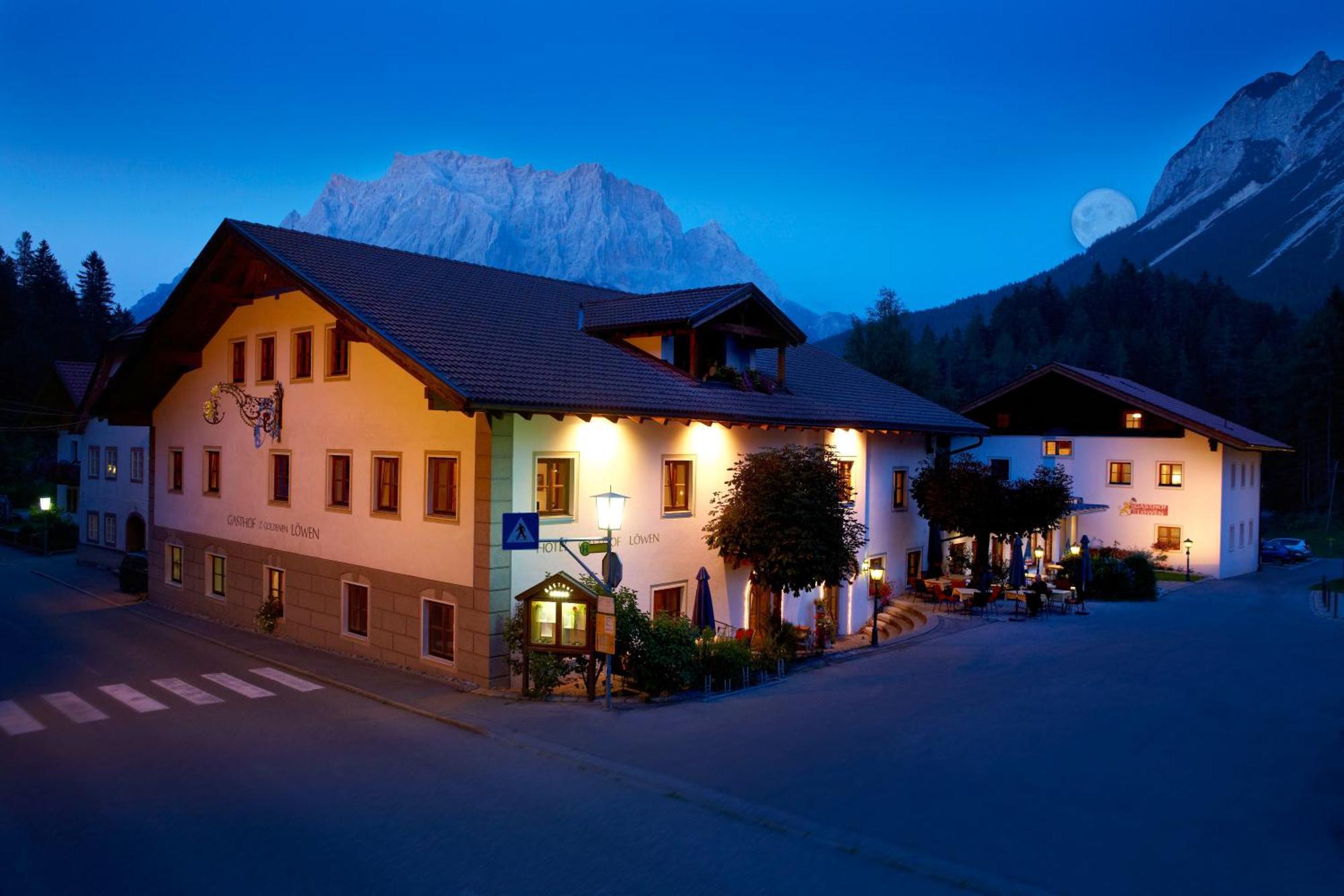 Hotel Zum Goldenen Loewen Biberwier Kültér fotó